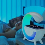 Pametna G RGB Lampa sa Zvučnikom i Bežičnim Punjačem 3u1