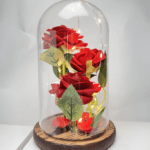 Sjajne Ruže U Staklenom Zvonu